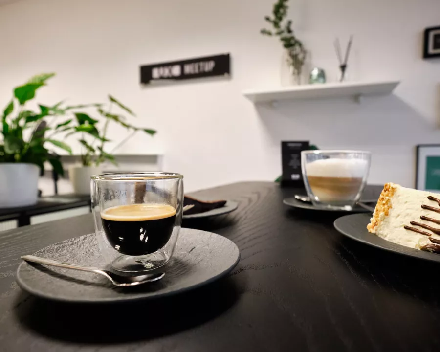 Website To Go Ingolstadt: Kaffee & Kuchen in der UX Agency
